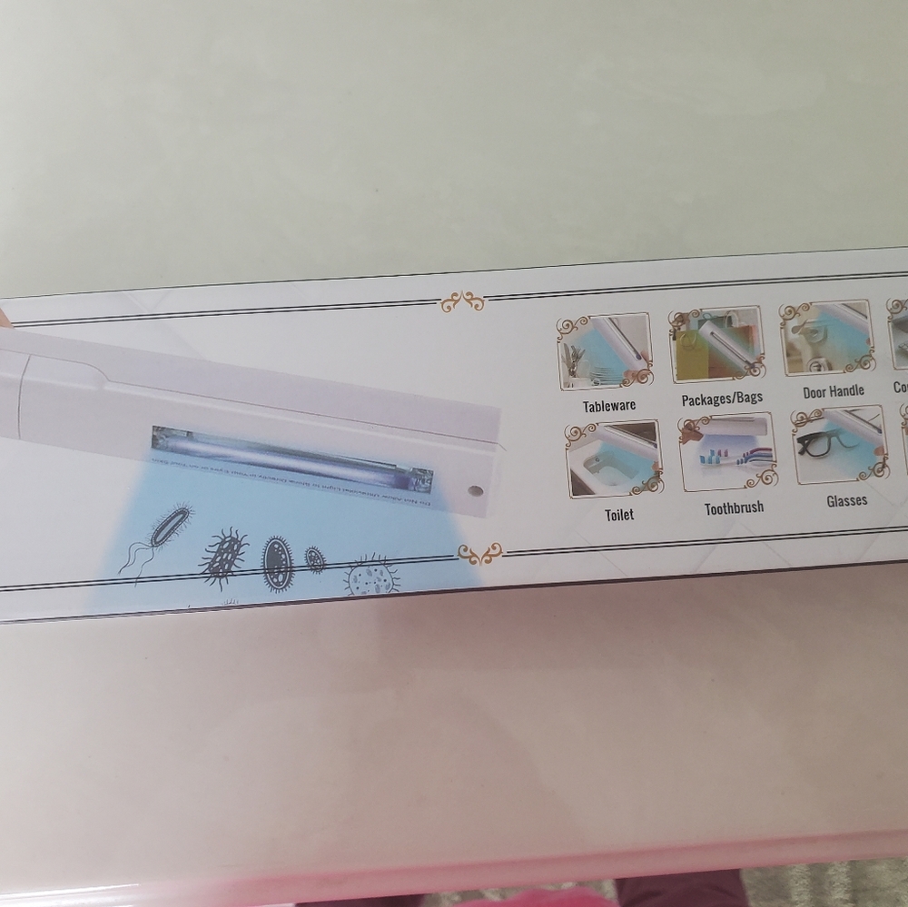 UV C light sanitizer